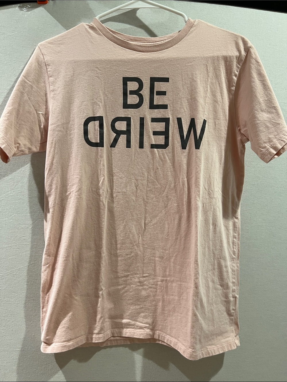Girl’s 'Be Weird' Graphic T-Shirt - Light Pink Size XXL